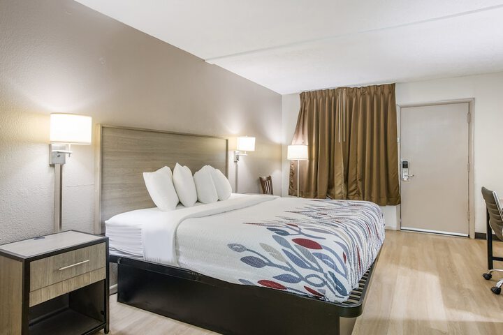 Room 21 of 40