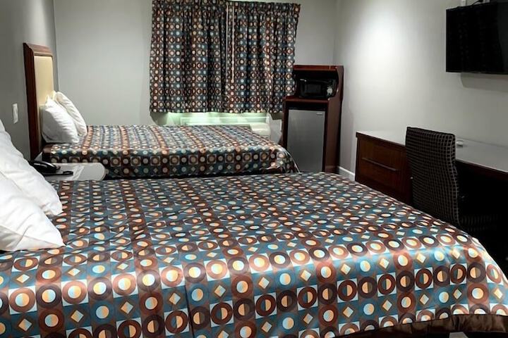 Room 54 of 69