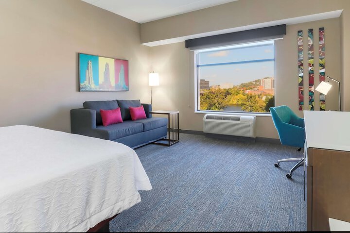 Room 36 of 51