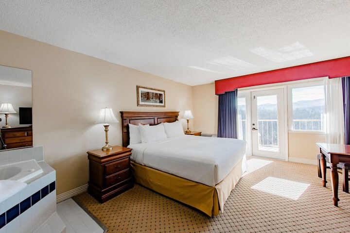 Music Road Resort Hotel and Inn
