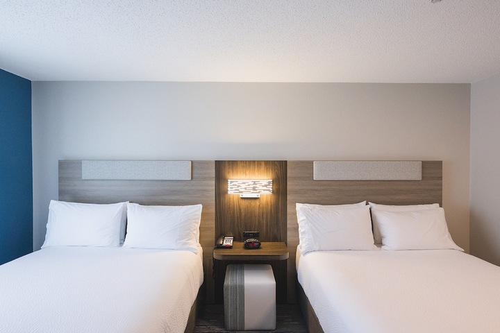 Room 81 of 145