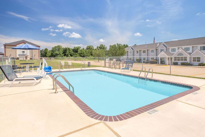 Pool 2 of 19