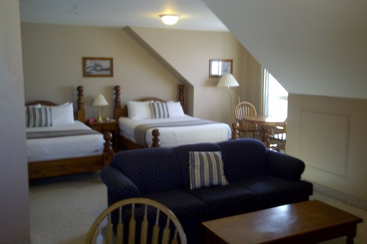 Room 45 of 82