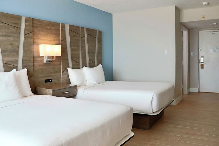 Room 43 of 63