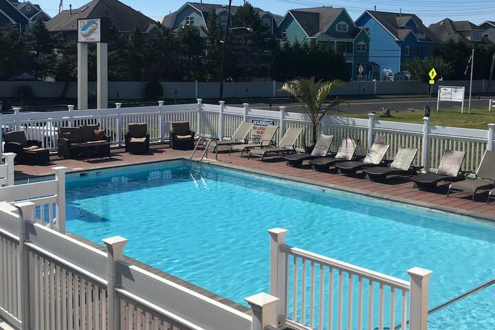 Pool 2 of 41