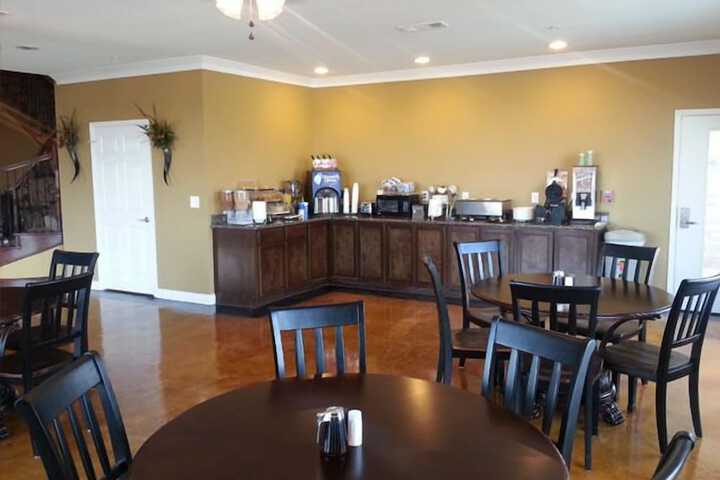 Breakfast/Coffee Service 42 of 49