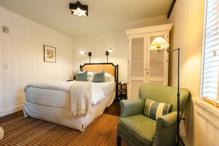 Room 92 of 121