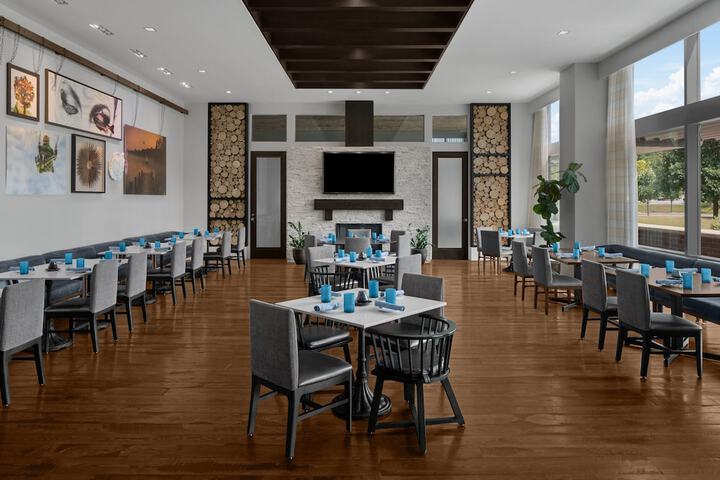 Dining 59 of 70