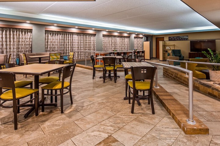 Best Western Warren Hotel