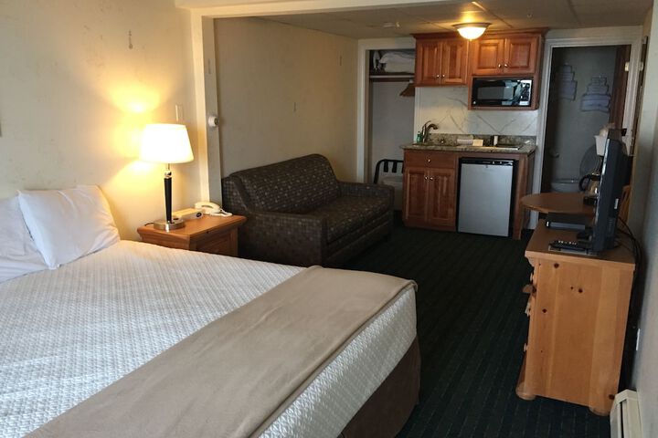 Sea Cliff House Motel