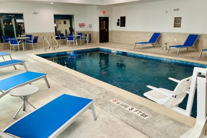 Pool 8 of 70