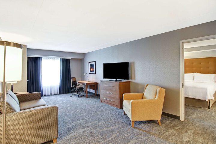 Room 44 of 60