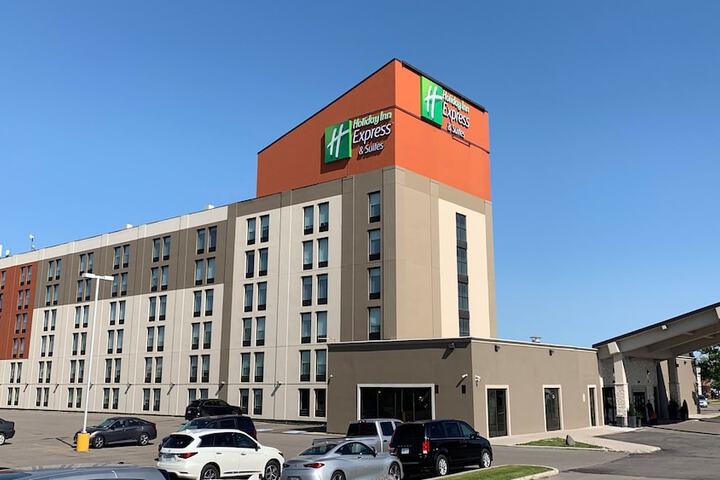 Hotel 3 of 29