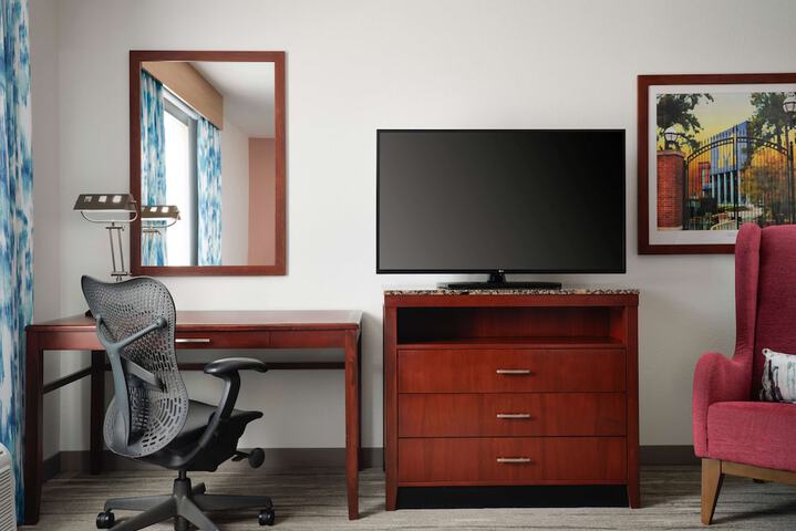 Room 10 of 40