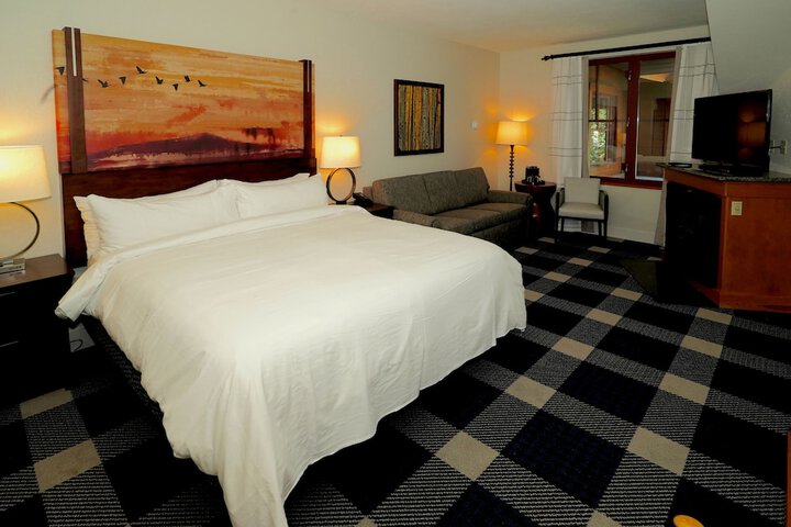 Heavenly Village Condos - Grand Residence