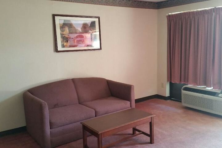 Room 15 of 30