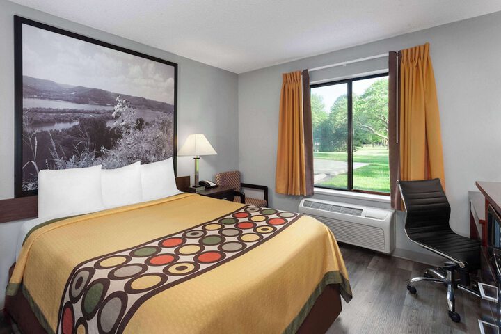 Room 22 of 30