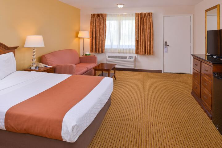 Room 12 of 42
