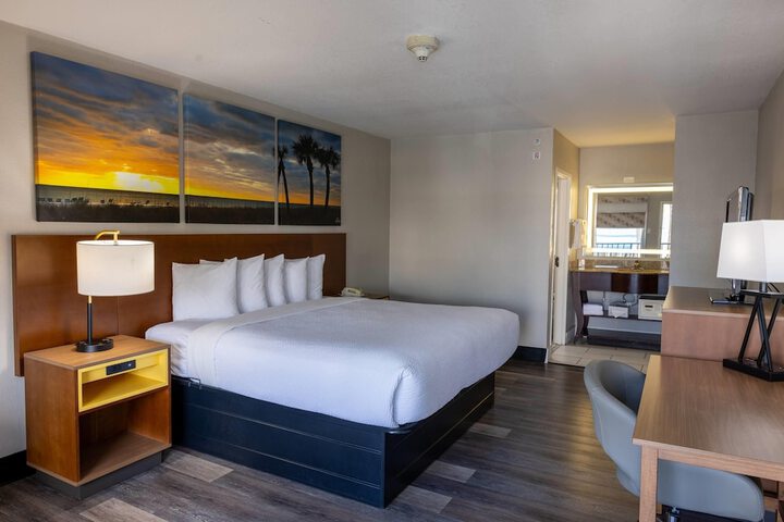 Days Inn by Wyndham Port Charlotte / Punta Gorda