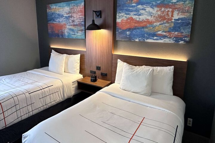 La Quinta Inn & Suites by Wyndham Chicago Gurnee