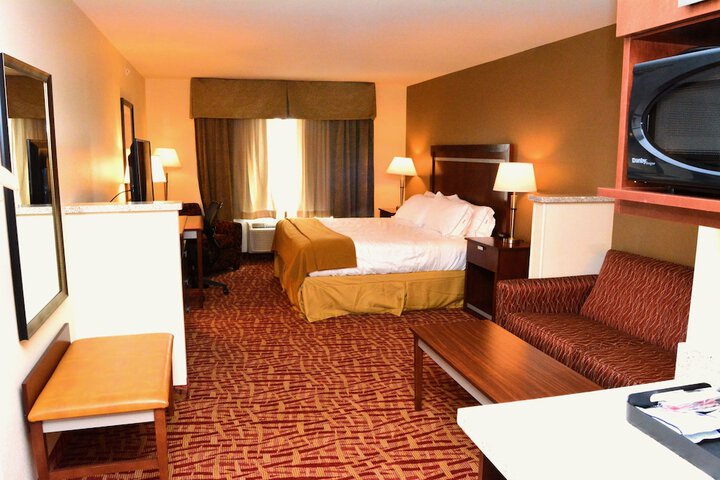 Room 30 of 43