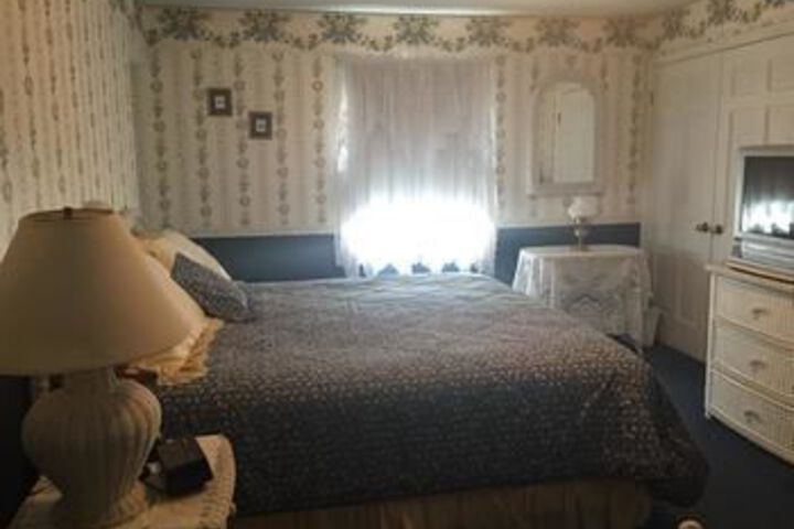 The Todd House Bed and Breakfast