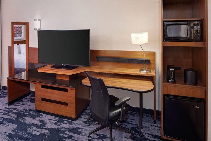 Room 17 of 25