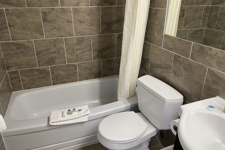 Room 18 of 40