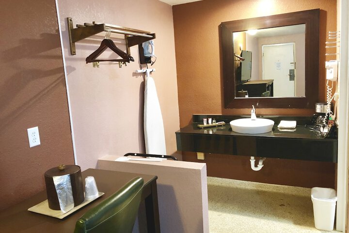 Room 113 of 155
