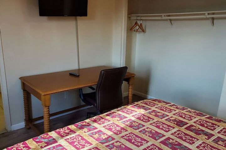 Room 78 of 154
