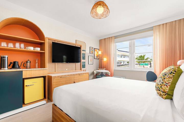Room 50 of 52
