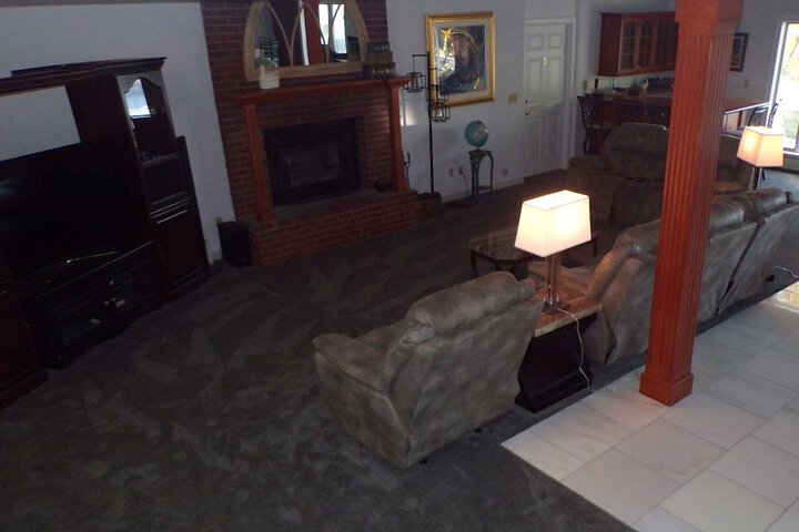 Long House Manor B & B