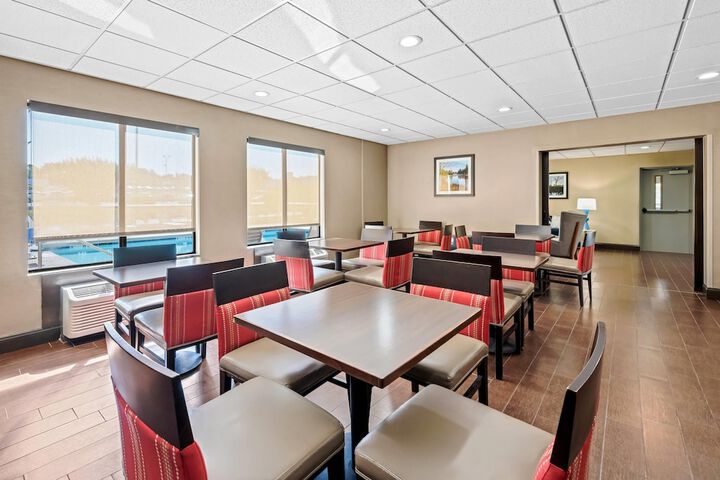 Comfort Inn & Suites Oxford South