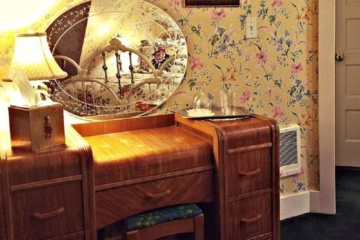 Room 26 of 26
