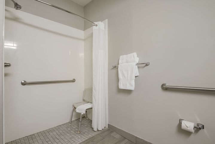Room 20 of 26