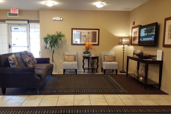 Hotel 6 of 55