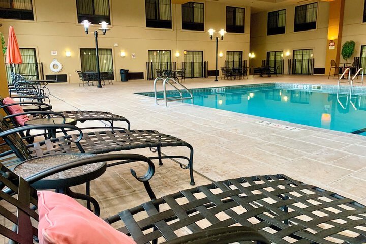 Pool 15 of 103
