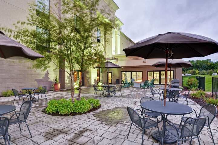Terrace/Patio 44 of 45
