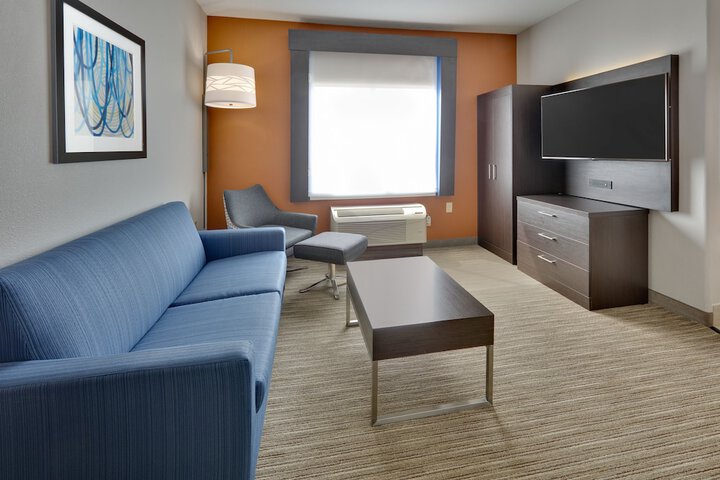 Holiday Inn Express Hotel & Suites Dallas - Duncanville by IHG