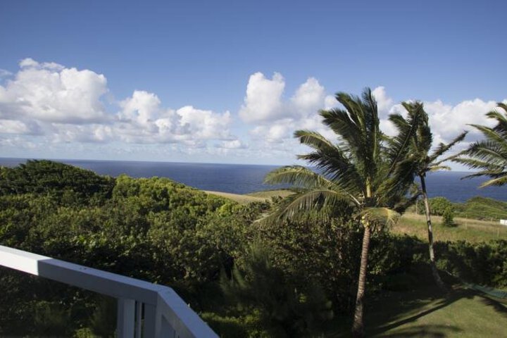 Huelo Point Lookout
