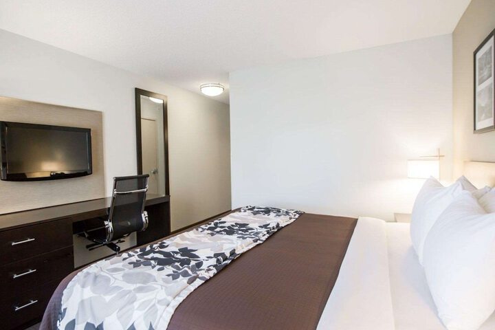 Room 19 of 29