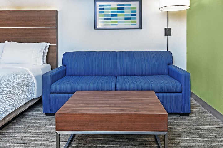 Holiday Inn Express & Suites Sulphur (Lake Charles) by IHG