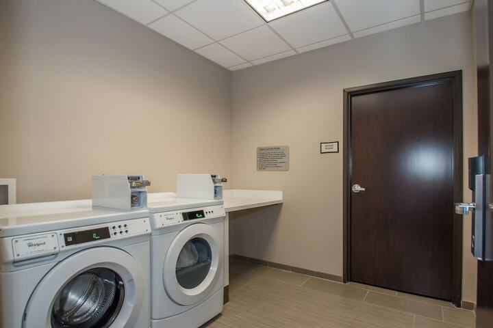 Room 8 of 18