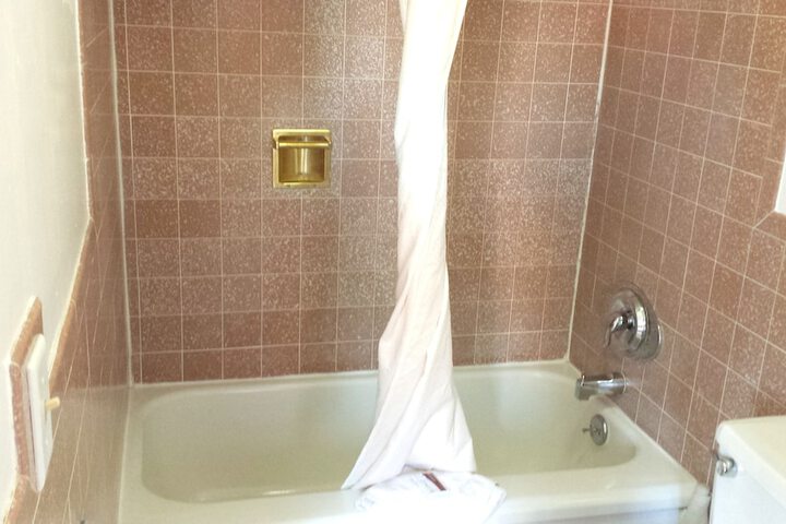 Room 18 of 26