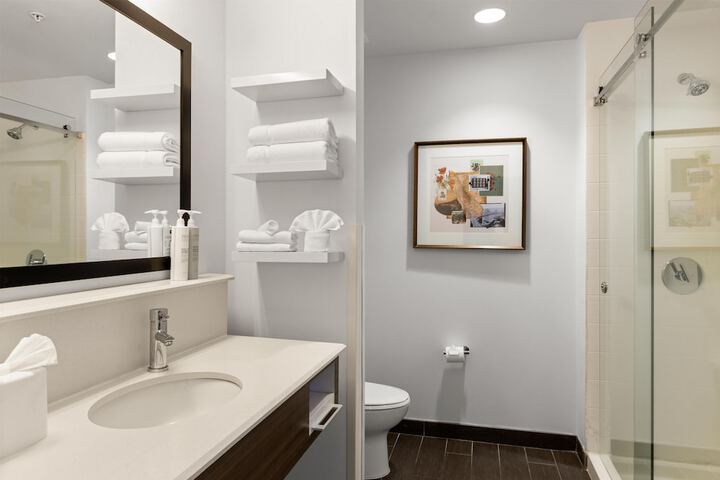 Hampton Inn & Suites Los Angeles - Glendale