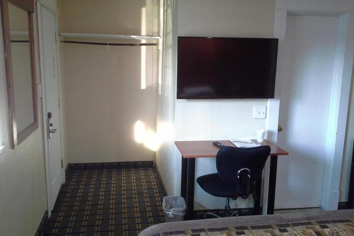Economy Inn Tonawanda