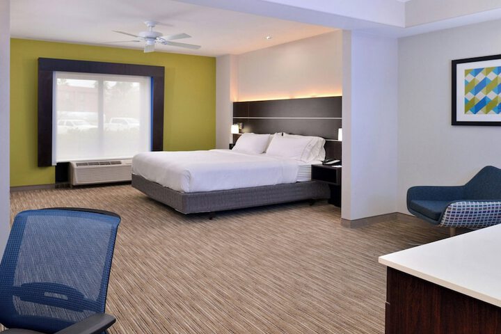 Holiday Inn Express & Suites Laplace by IHG