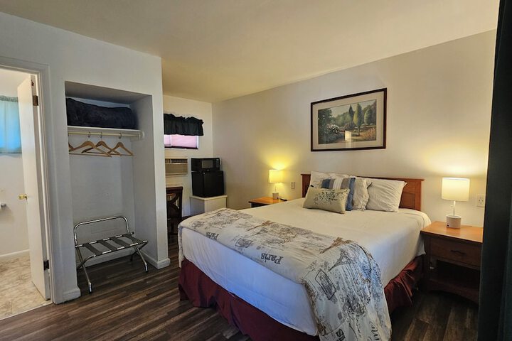 Room 40 of 71
