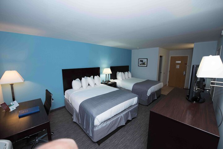 Room 16 of 32