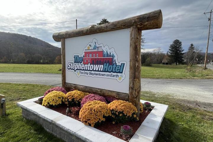 5 Bed 3 bath Apt Near Jiminy Peak Berkshires